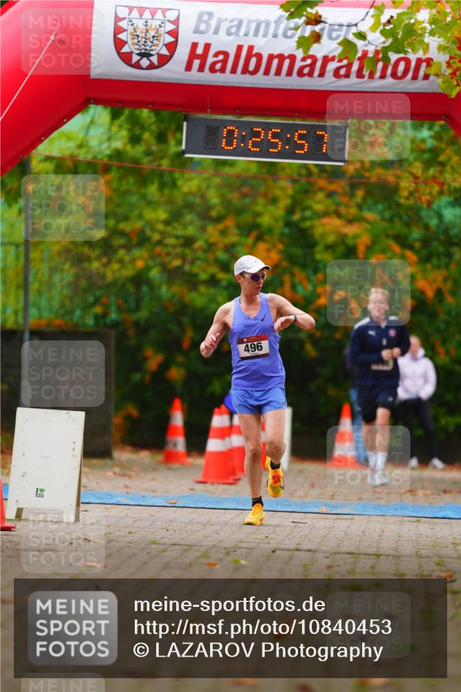11.10.2026 - Bramfelder Halbmarathon 2026 LAZAROV Photography http://msf.ph/oto/10840453 11.10.2026 09:55:55 Laufen 0, 25, 57, 496 meine-sportfotos.de