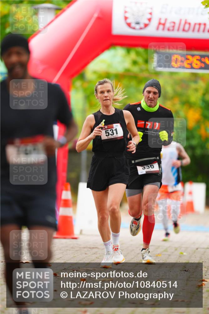 11.10.2026 - Bramfelder Halbmarathon 2026 LAZAROV Photography http://msf.ph/oto/10840514 11.10.2026 09:56:41 Laufen 3, 0, 26, 289, 531, 170, 267, 336 meine-sportfotos.de