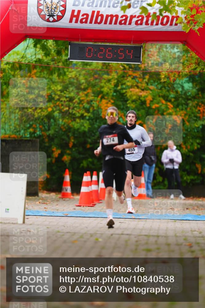11.10.2026 - Bramfelder Halbmarathon 2026 LAZAROV Photography http://msf.ph/oto/10840538 11.10.2026 09:56:52 Laufen 274, 455 meine-sportfotos.de