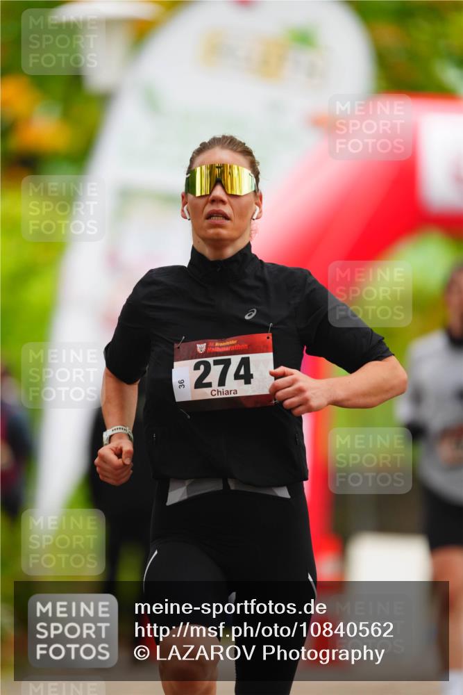 11.10.2026 - Bramfelder Halbmarathon 2026 LAZAROV Photography http://msf.ph/oto/10840562 11.10.2026 09:57:00 Laufen 35, 274 meine-sportfotos.de