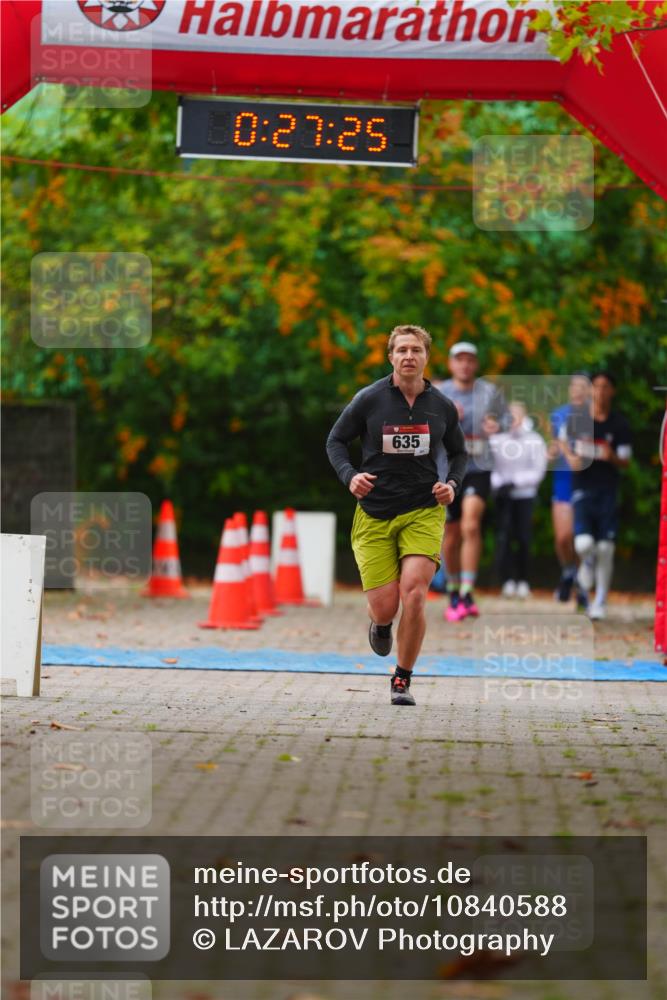11.10.2026 - Bramfelder Halbmarathon 2026 LAZAROV Photography http://msf.ph/oto/10840588 11.10.2026 09:57:23 Laufen 0, 27, 25, 635 meine-sportfotos.de