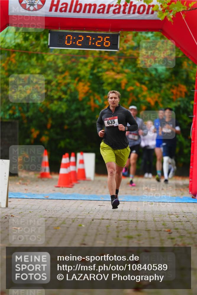 11.10.2026 - Bramfelder Halbmarathon 2026 LAZAROV Photography http://msf.ph/oto/10840589 11.10.2026 09:57:23 Laufen 0, 27, 26, 635 meine-sportfotos.de