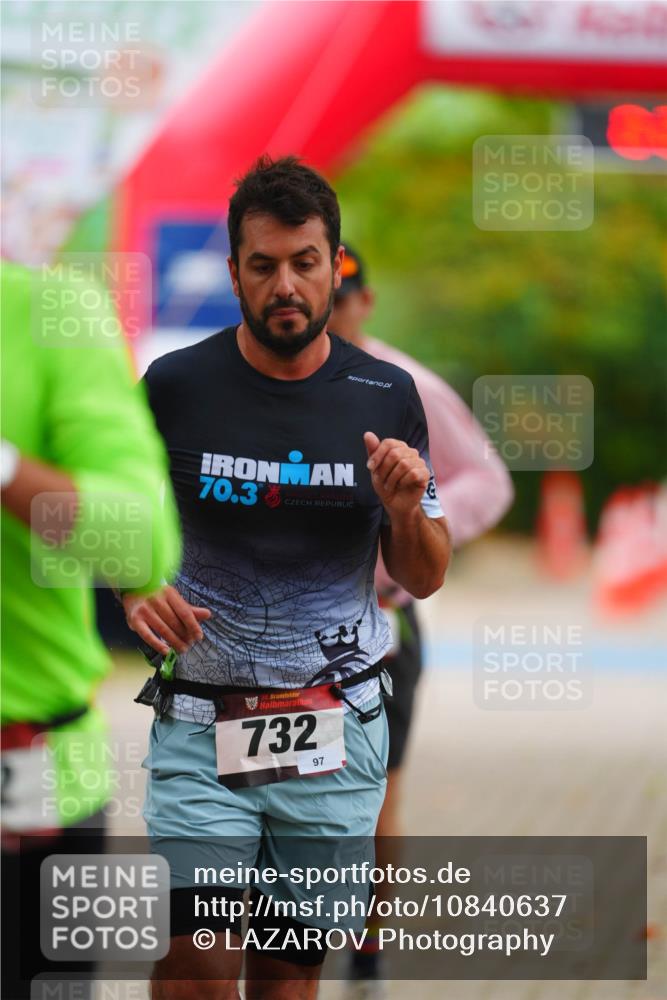 11.10.2026 - Bramfelder Halbmarathon 2026 LAZAROV Photography http://msf.ph/oto/10840637 11.10.2026 09:58:00 Laufen 70, 3, 732, 97 meine-sportfotos.de