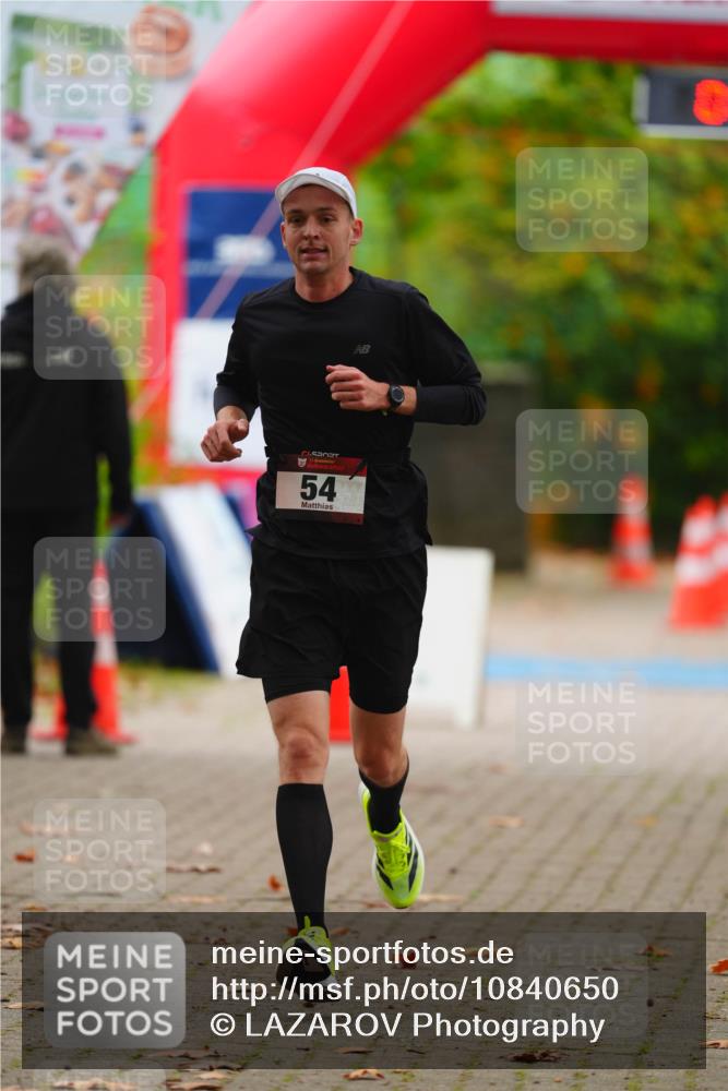 11.10.2026 - Bramfelder Halbmarathon 2026 LAZAROV Photography http://msf.ph/oto/10840650 11.10.2026 09:58:08 Laufen 53, 35, 54 meine-sportfotos.de