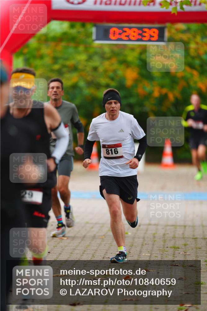 11.10.2026 - Bramfelder Halbmarathon 2026 LAZAROV Photography http://msf.ph/oto/10840659 11.10.2026 09:58:37 Laufen 29, 0, 28, 39, 816 meine-sportfotos.de