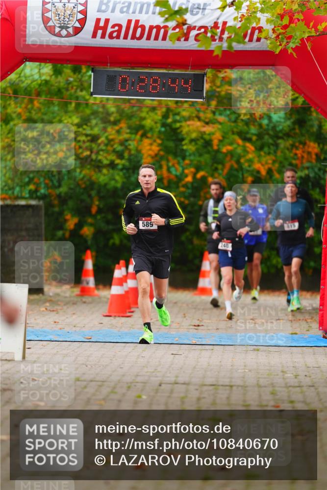 11.10.2026 - Bramfelder Halbmarathon 2026 LAZAROV Photography http://msf.ph/oto/10840670 11.10.2026 09:58:42 Laufen 589, 240, 815 meine-sportfotos.de