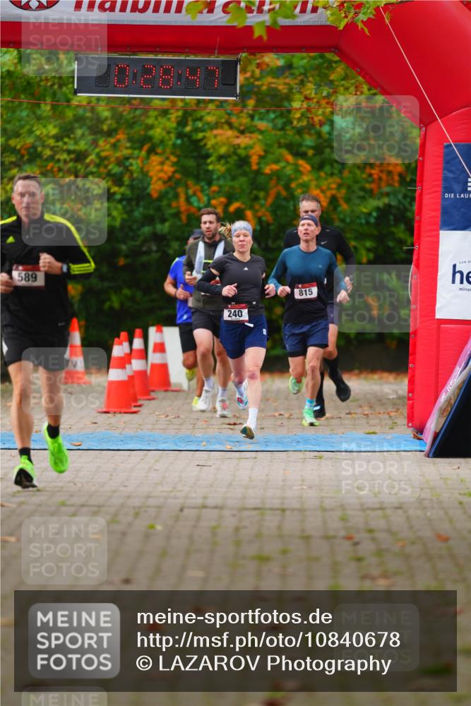 11.10.2026 - Bramfelder Halbmarathon 2026 LAZAROV Photography http://msf.ph/oto/10840678 11.10.2026 09:58:45 Laufen 589, 240, 815 meine-sportfotos.de