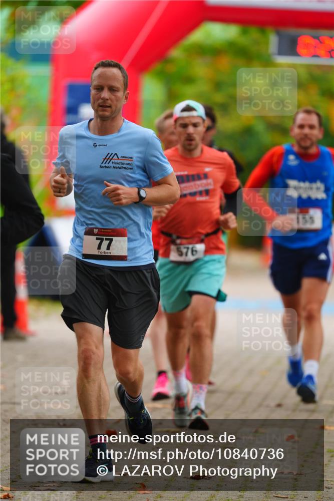 11.10.2026 - Bramfelder Halbmarathon 2026 LAZAROV Photography http://msf.ph/oto/10840736 11.10.2026 09:59:09 Laufen 77, 576, 155 meine-sportfotos.de