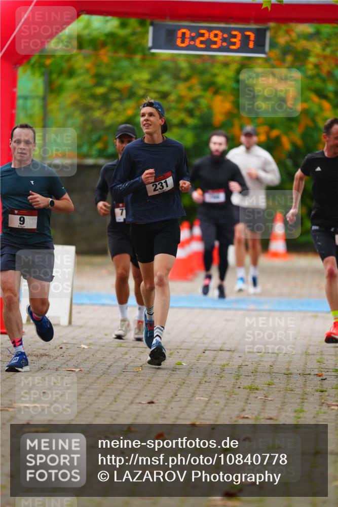11.10.2026 - Bramfelder Halbmarathon 2026 LAZAROV Photography http://msf.ph/oto/10840778 11.10.2026 09:59:35 Laufen 9, 231, 0, 29, 37 meine-sportfotos.de
