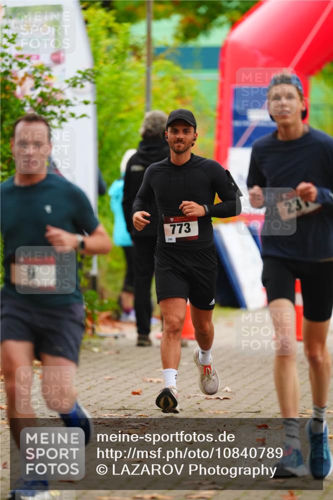 11.10.2026 - Bramfelder Halbmarathon 2026 LAZAROV Photography http://msf.ph/oto/10840789 11.10.2026 09:59:40 Laufen 9, 773, 246, 231 meine-sportfotos.de