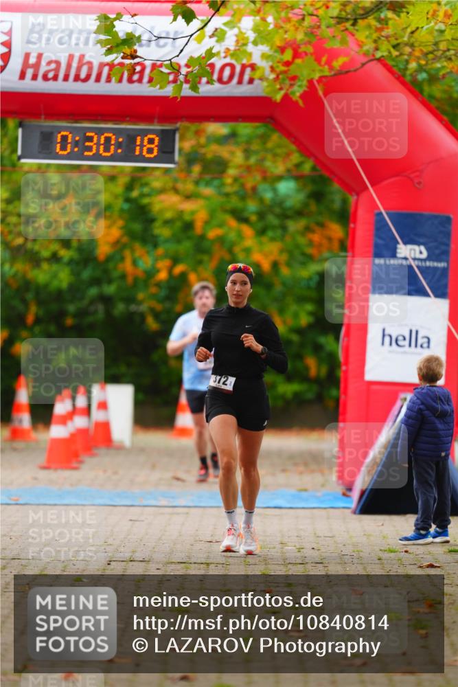 11.10.2026 - Bramfelder Halbmarathon 2026 LAZAROV Photography http://msf.ph/oto/10840814 11.10.2026 10:00:16 Laufen 0, 30, 18, 372 meine-sportfotos.de
