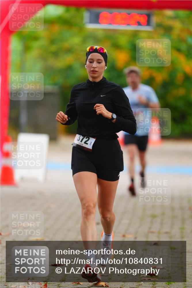 11.10.2026 - Bramfelder Halbmarathon 2026 LAZAROV Photography http://msf.ph/oto/10840831 11.10.2026 10:00:22 Laufen 372 meine-sportfotos.de