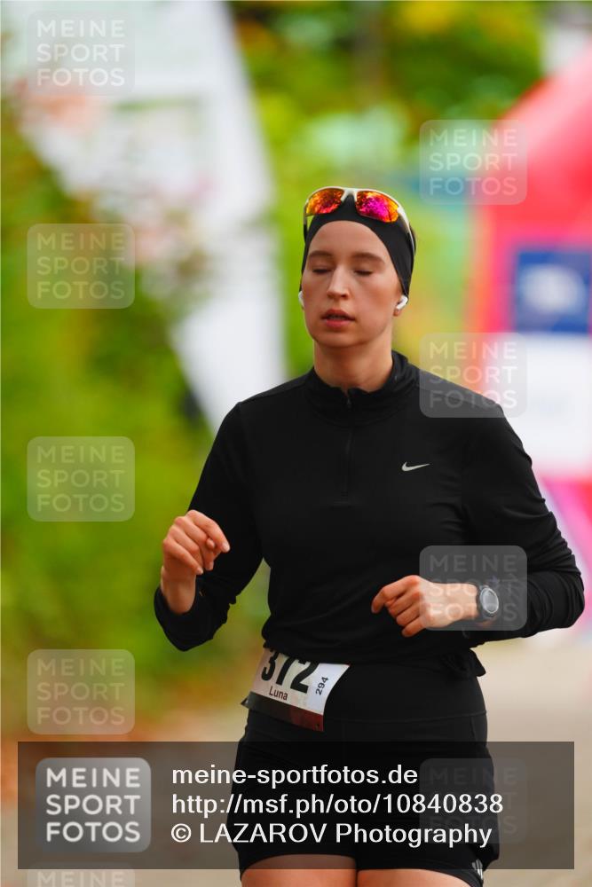11.10.2026 - Bramfelder Halbmarathon 2026 LAZAROV Photography http://msf.ph/oto/10840838 11.10.2026 10:00:25 Laufen 372 meine-sportfotos.de