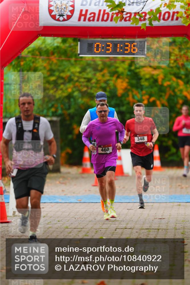 11.10.2026 - Bramfelder Halbmarathon 2026 LAZAROV Photography http://msf.ph/oto/10840922 11.10.2026 10:01:34 Laufen 0, 31, 36, 460, 348 meine-sportfotos.de