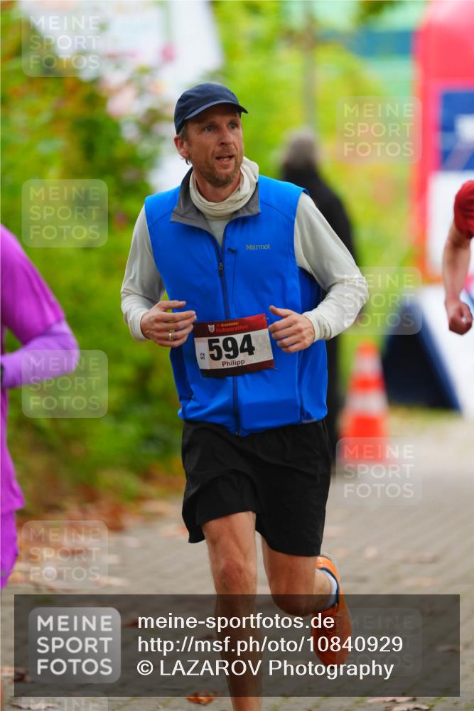 11.10.2026 - Bramfelder Halbmarathon 2026 LAZAROV Photography http://msf.ph/oto/10840929 11.10.2026 10:01:43 Laufen 52, 35, 594 meine-sportfotos.de