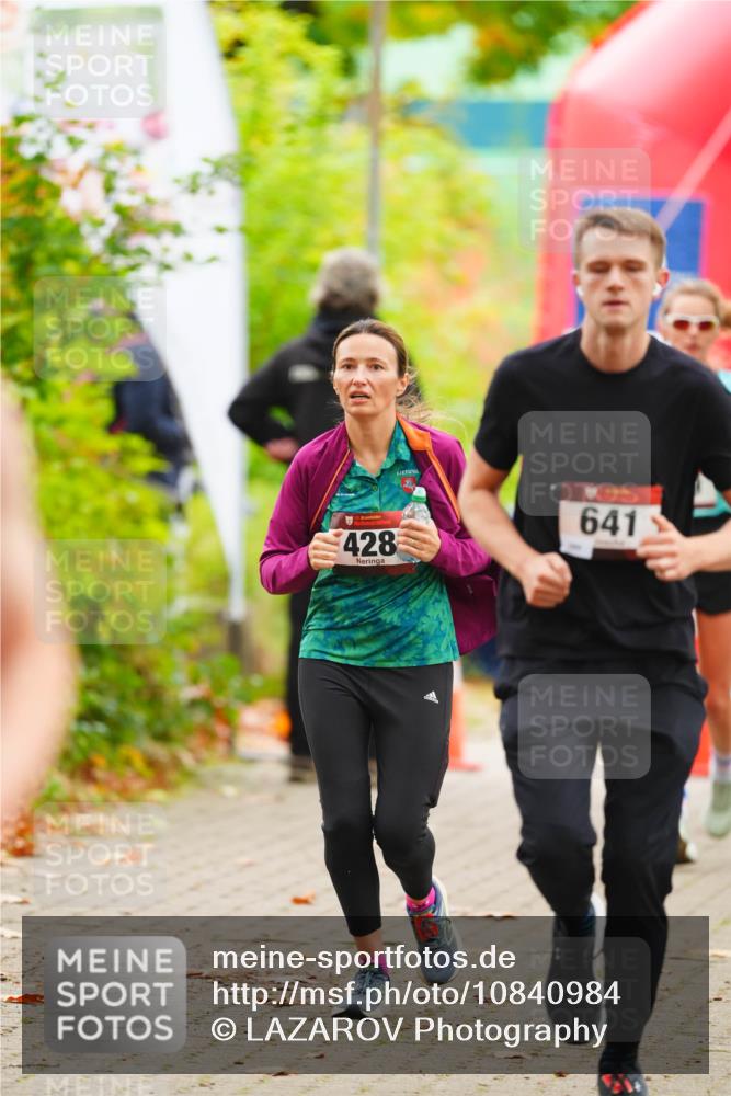 11.10.2026 - Bramfelder Halbmarathon 2026 LAZAROV Photography http://msf.ph/oto/10840984 11.10.2026 10:02:25 Laufen 428, 641 meine-sportfotos.de