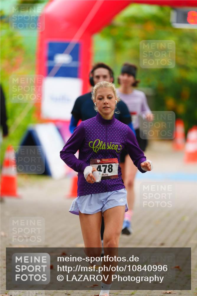 11.10.2026 - Bramfelder Halbmarathon 2026 LAZAROV Photography http://msf.ph/oto/10840996 11.10.2026 10:02:30 Laufen 478 meine-sportfotos.de