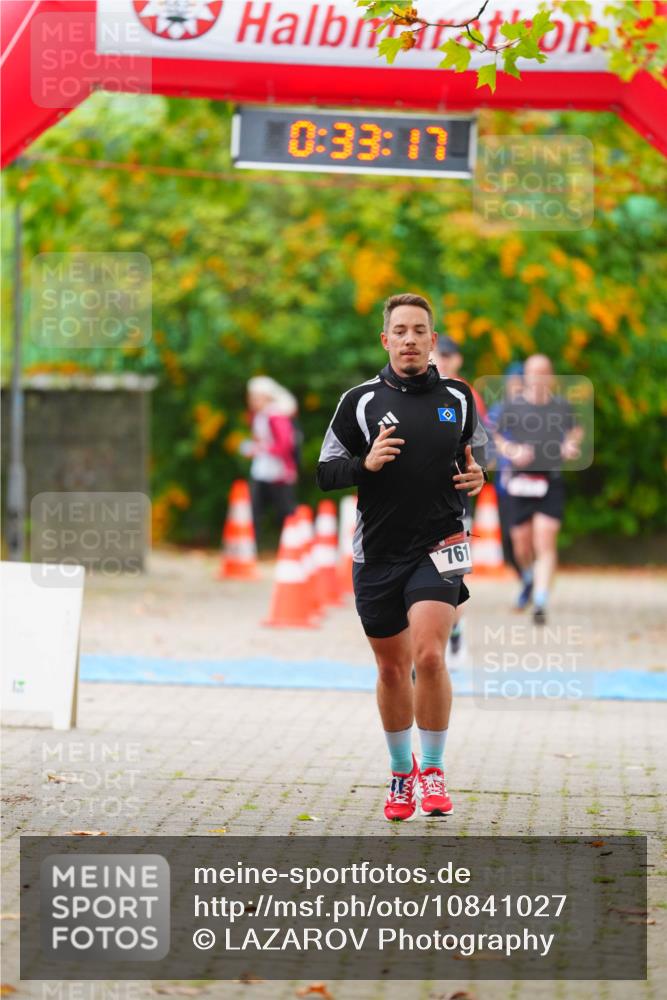 11.10.2026 - Bramfelder Halbmarathon 2026 LAZAROV Photography http://msf.ph/oto/10841027 11.10.2026 10:03:15 Laufen 0, 33, 17, 761 meine-sportfotos.de