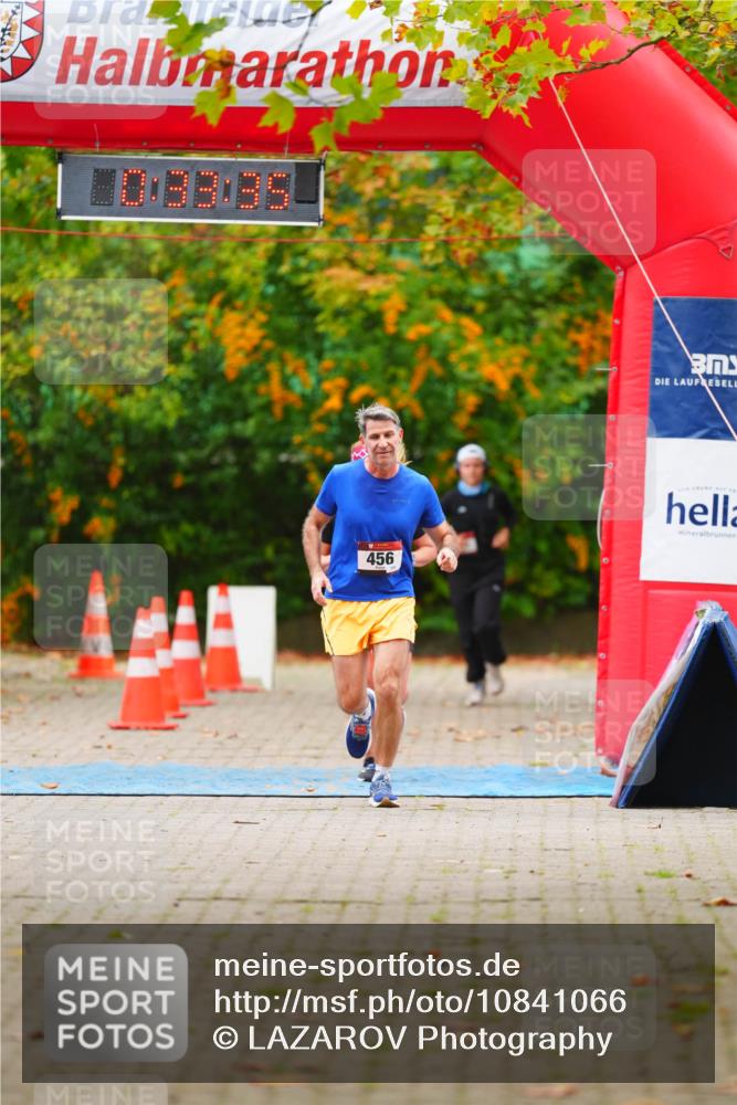11.10.2026 - Bramfelder Halbmarathon 2026 LAZAROV Photography http://msf.ph/oto/10841066 11.10.2026 10:03:33 Laufen 456 meine-sportfotos.de