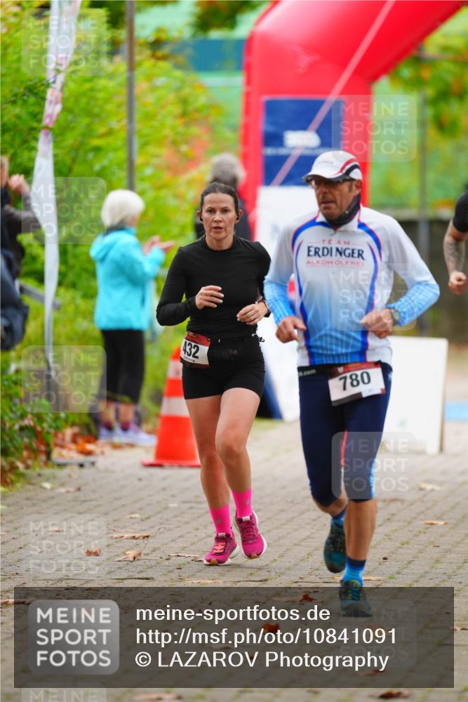 11.10.2026 - Bramfelder Halbmarathon 2026 LAZAROV Photography http://msf.ph/oto/10841091 11.10.2026 10:03:54 Laufen 332, 432, 780 meine-sportfotos.de