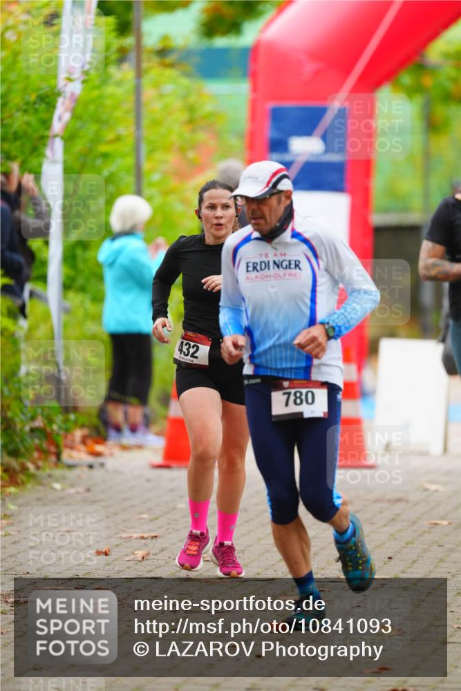 11.10.2026 - Bramfelder Halbmarathon 2026 LAZAROV Photography http://msf.ph/oto/10841093 11.10.2026 10:03:54 Laufen 432, 780 meine-sportfotos.de