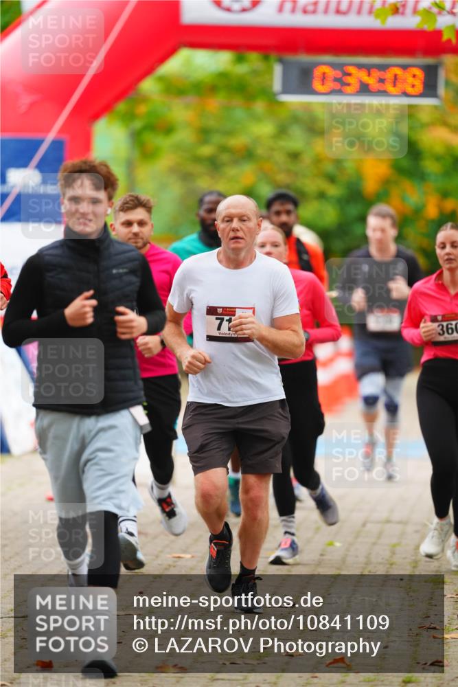 11.10.2026 - Bramfelder Halbmarathon 2026 LAZAROV Photography http://msf.ph/oto/10841109 11.10.2026 10:04:06 Laufen 71, 0, 34, 08, 360 meine-sportfotos.de