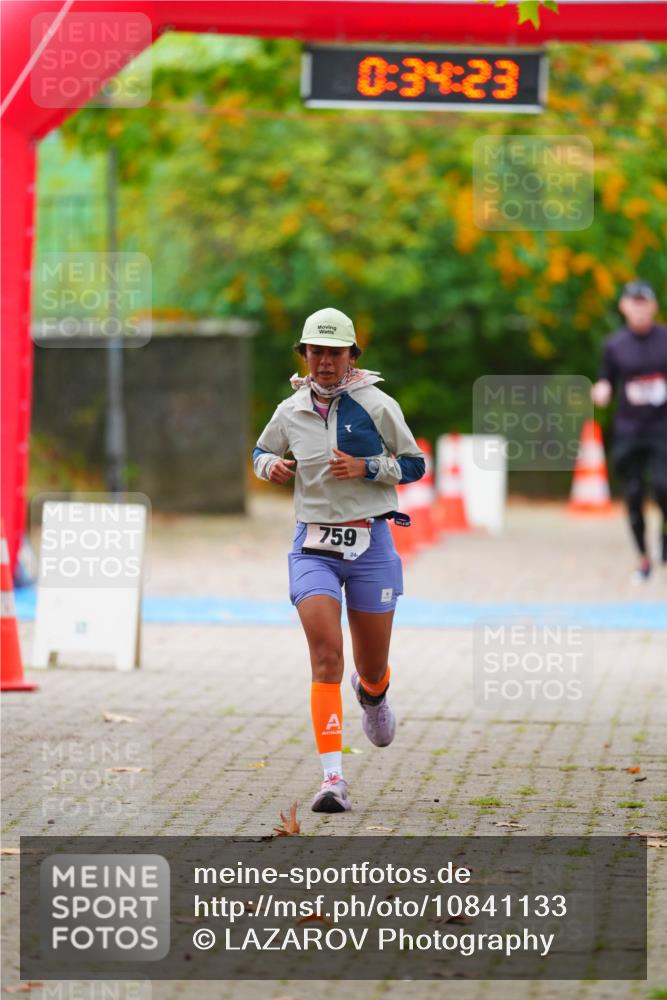 11.10.2026 - Bramfelder Halbmarathon 2026 LAZAROV Photography http://msf.ph/oto/10841133 11.10.2026 10:04:21 Laufen 0, 34, 23, 759 meine-sportfotos.de