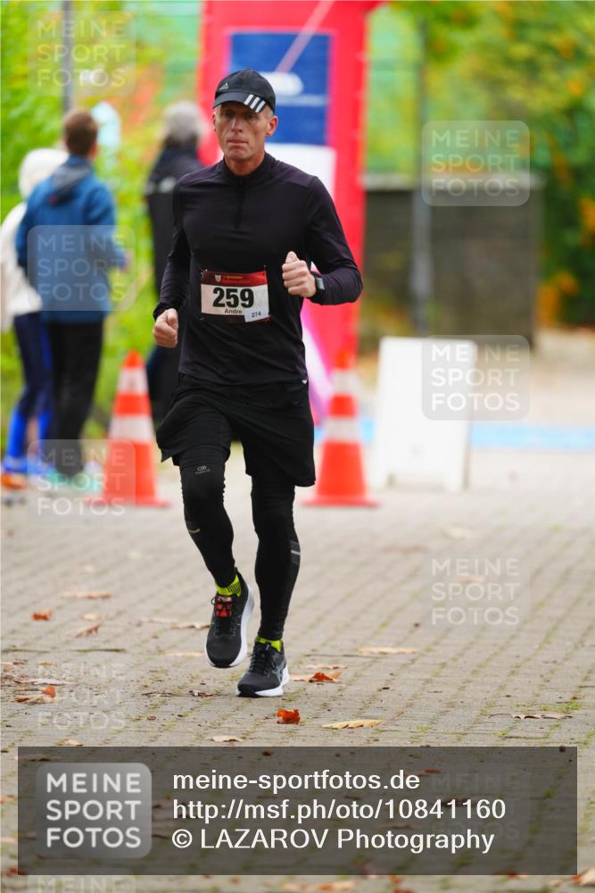 11.10.2026 - Bramfelder Halbmarathon 2026 LAZAROV Photography http://msf.ph/oto/10841160 11.10.2026 10:04:32 Laufen 259, 274 meine-sportfotos.de