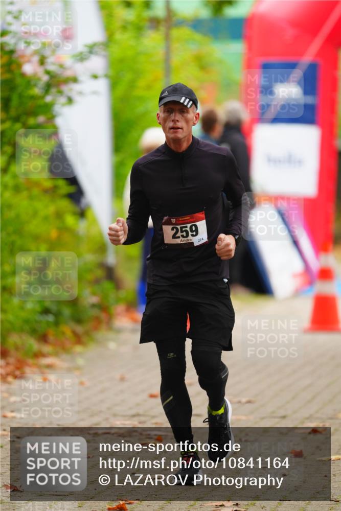 11.10.2026 - Bramfelder Halbmarathon 2026 LAZAROV Photography http://msf.ph/oto/10841164 11.10.2026 10:04:33 Laufen 259, 274 meine-sportfotos.de