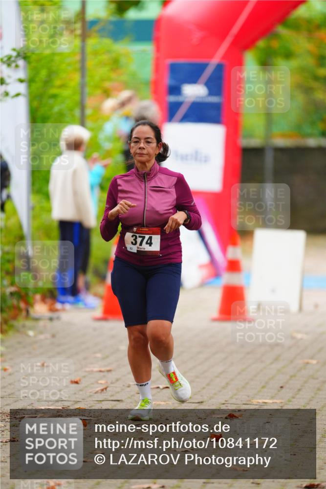 11.10.2026 - Bramfelder Halbmarathon 2026 LAZAROV Photography http://msf.ph/oto/10841172 11.10.2026 10:04:40 Laufen 374, 82 meine-sportfotos.de