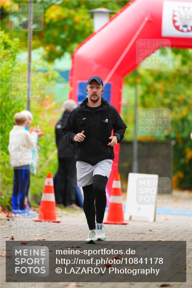 11.10.2026 - Bramfelder Halbmarathon 2026 LAZAROV Photography http://msf.ph/oto/10841178 11.10.2026 10:04:47 Laufen  meine-sportfotos.de