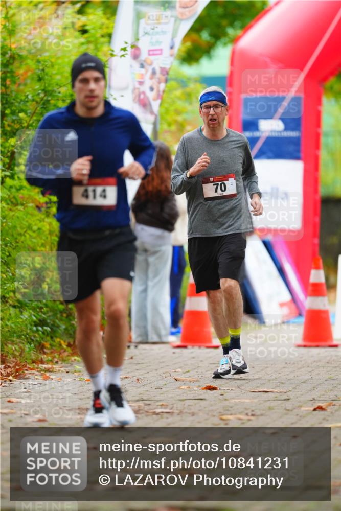 11.10.2026 - Bramfelder Halbmarathon 2026 LAZAROV Photography http://msf.ph/oto/10841231 11.10.2026 10:05:15 Laufen 414, 70 meine-sportfotos.de