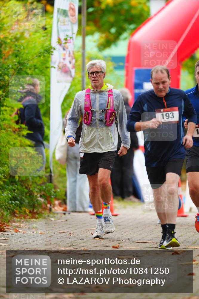 11.10.2026 - Bramfelder Halbmarathon 2026 LAZAROV Photography http://msf.ph/oto/10841250 11.10.2026 10:05:26 Laufen 193, 1 meine-sportfotos.de