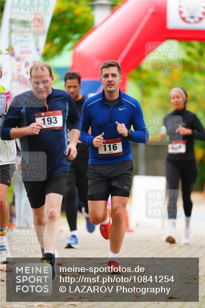 11.10.2026 - Bramfelder Halbmarathon 2026 LAZAROV Photography http://msf.ph/oto/10841254 11.10.2026 10:05:27 Laufen 193, 116 meine-sportfotos.de