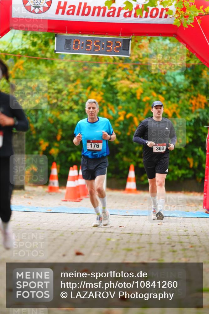 11.10.2026 - Bramfelder Halbmarathon 2026 LAZAROV Photography http://msf.ph/oto/10841260 11.10.2026 10:05:30 Laufen 10, 35, 32, 176, 303 meine-sportfotos.de