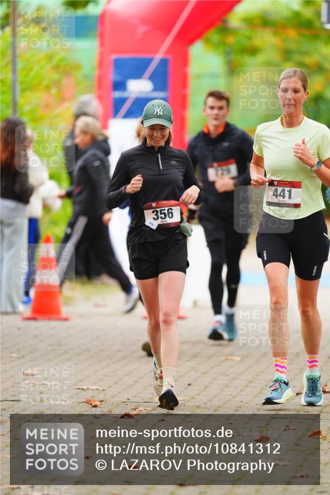 11.10.2026 - Bramfelder Halbmarathon 2026 LAZAROV Photography http://msf.ph/oto/10841312 11.10.2026 10:06:08 Laufen 278, 356, 441 meine-sportfotos.de