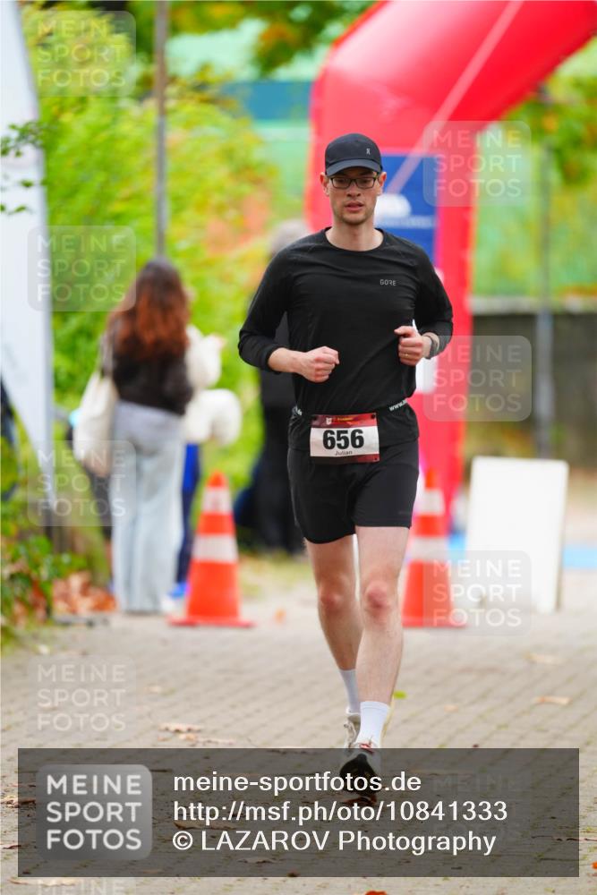 11.10.2026 - Bramfelder Halbmarathon 2026 LAZAROV Photography http://msf.ph/oto/10841333 11.10.2026 10:06:21 Laufen 656 meine-sportfotos.de