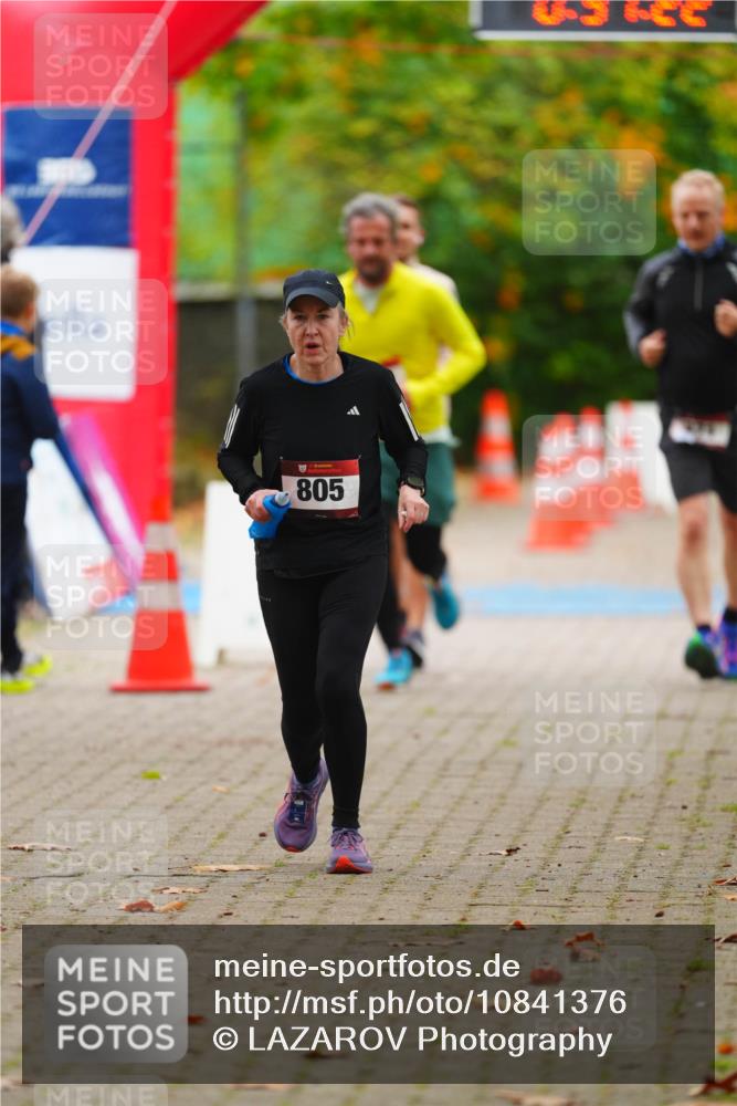 11.10.2026 - Bramfelder Halbmarathon 2026 LAZAROV Photography http://msf.ph/oto/10841376 11.10.2026 10:07:20 Laufen 805 meine-sportfotos.de