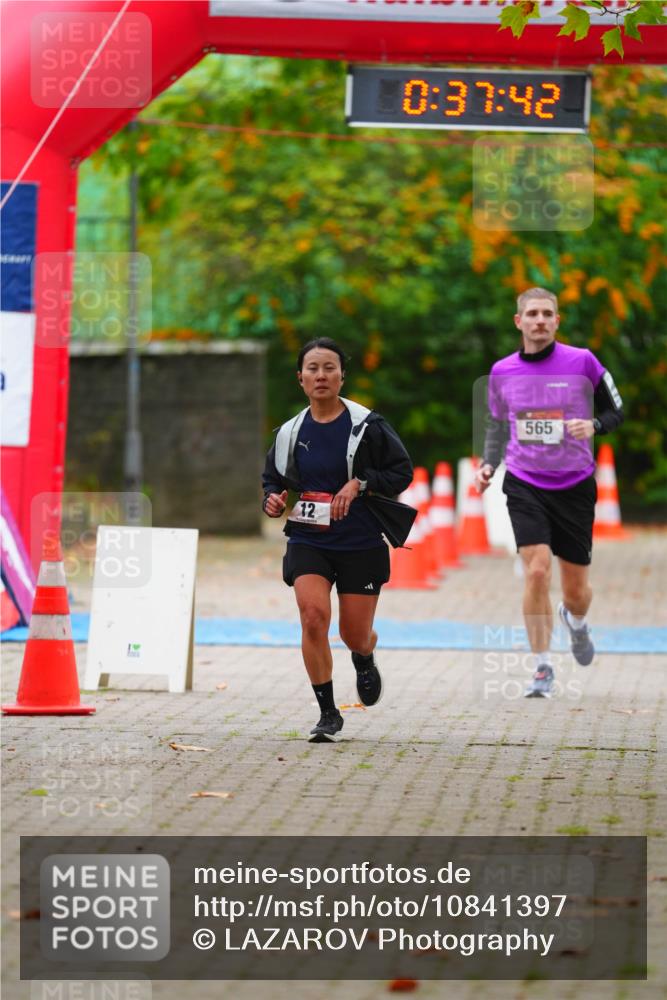 11.10.2026 - Bramfelder Halbmarathon 2026 LAZAROV Photography http://msf.ph/oto/10841397 11.10.2026 10:07:40 Laufen 12, 0, 37, 42, 565 meine-sportfotos.de