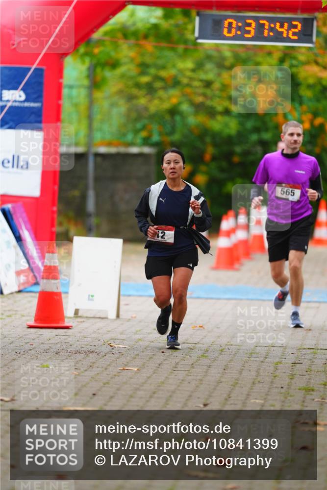 11.10.2026 - Bramfelder Halbmarathon 2026 LAZAROV Photography http://msf.ph/oto/10841399 11.10.2026 10:07:40 Laufen 12, 0, 37, 42, 565 meine-sportfotos.de