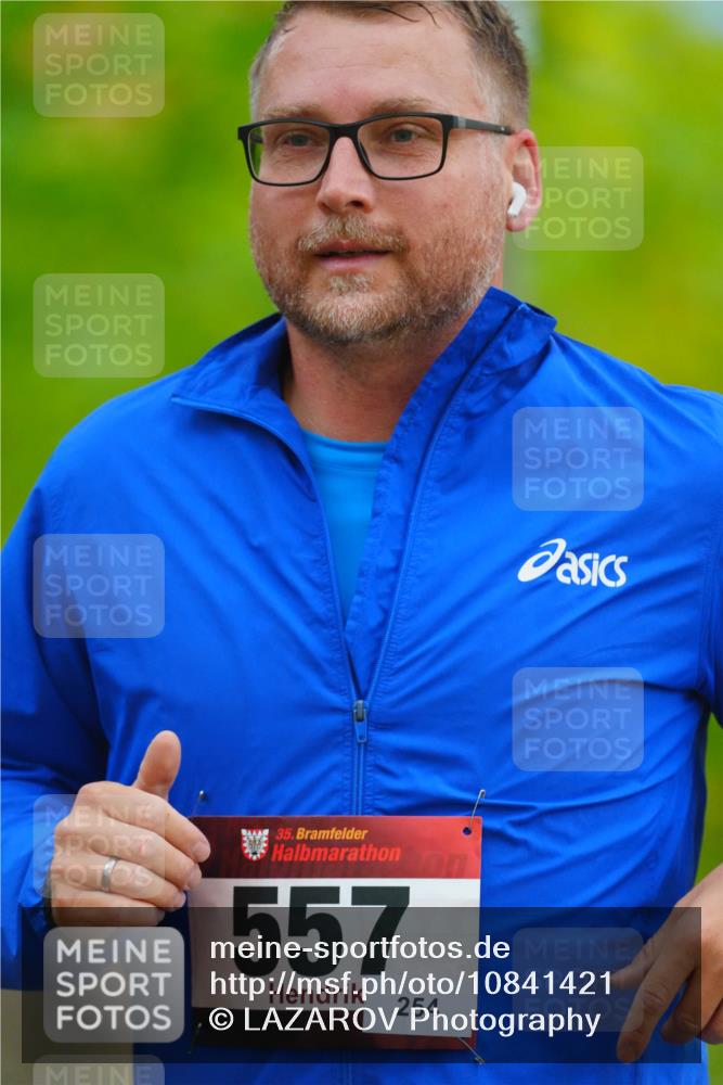 11.10.2026 - Bramfelder Halbmarathon 2026 LAZAROV Photography http://msf.ph/oto/10841421 11.10.2026 10:08:19 Laufen 35, 557, 254 meine-sportfotos.de