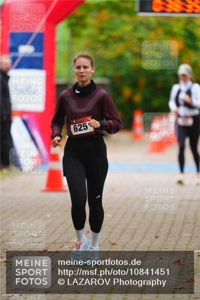 11.10.2026 - Bramfelder Halbmarathon 2026 LAZAROV Photography http://msf.ph/oto/10841451 11.10.2026 10:08:33 Laufen 625 meine-sportfotos.de