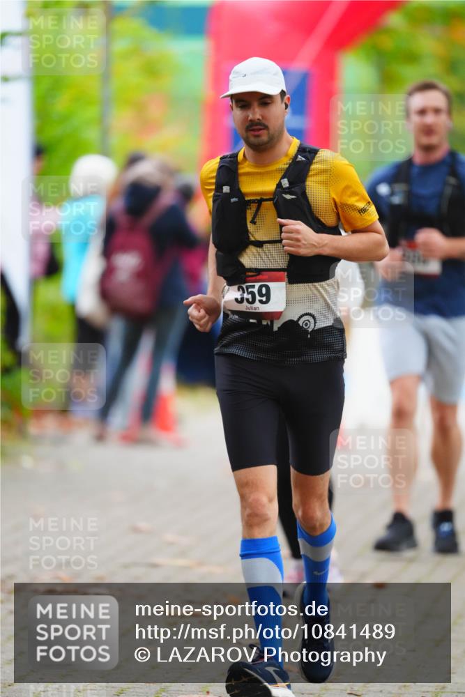 11.10.2026 - Bramfelder Halbmarathon 2026 LAZAROV Photography http://msf.ph/oto/10841489 11.10.2026 10:09:31 Laufen 359 meine-sportfotos.de