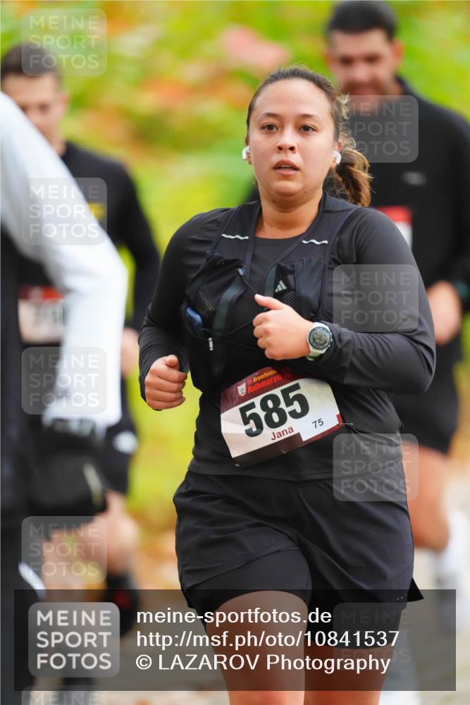 11.10.2026 - Bramfelder Halbmarathon 2026 LAZAROV Photography http://msf.ph/oto/10841537 11.10.2026 10:09:56 Laufen 585, 75 meine-sportfotos.de
