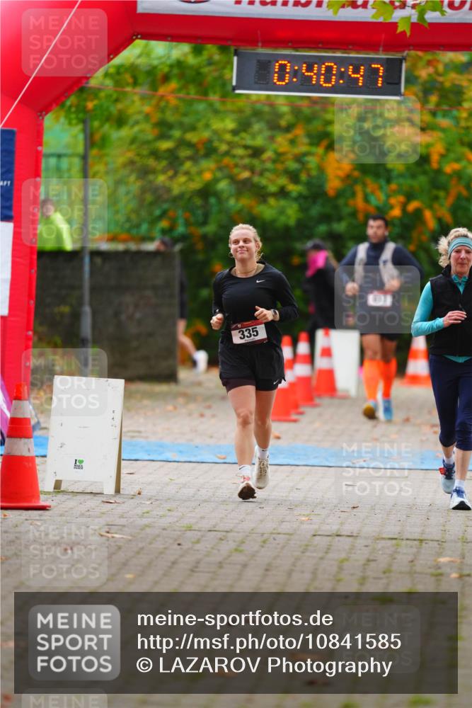 11.10.2026 - Bramfelder Halbmarathon 2026 LAZAROV Photography http://msf.ph/oto/10841585 11.10.2026 10:10:45 Laufen 0, 40, 47, 335, 413 meine-sportfotos.de