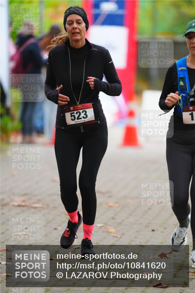 11.10.2026 - Bramfelder Halbmarathon 2026 LAZAROV Photography http://msf.ph/oto/10841620 11.10.2026 10:11:18 Laufen 523, 1 meine-sportfotos.de