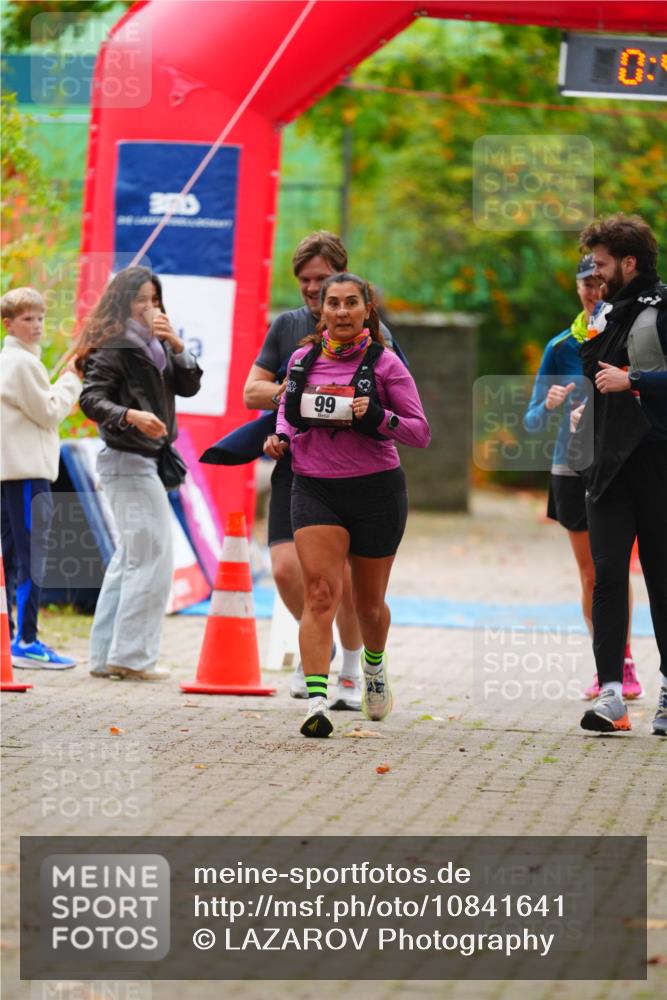 11.10.2026 - Bramfelder Halbmarathon 2026 LAZAROV Photography http://msf.ph/oto/10841641 11.10.2026 10:11:53 Laufen 80, 99, 0 meine-sportfotos.de