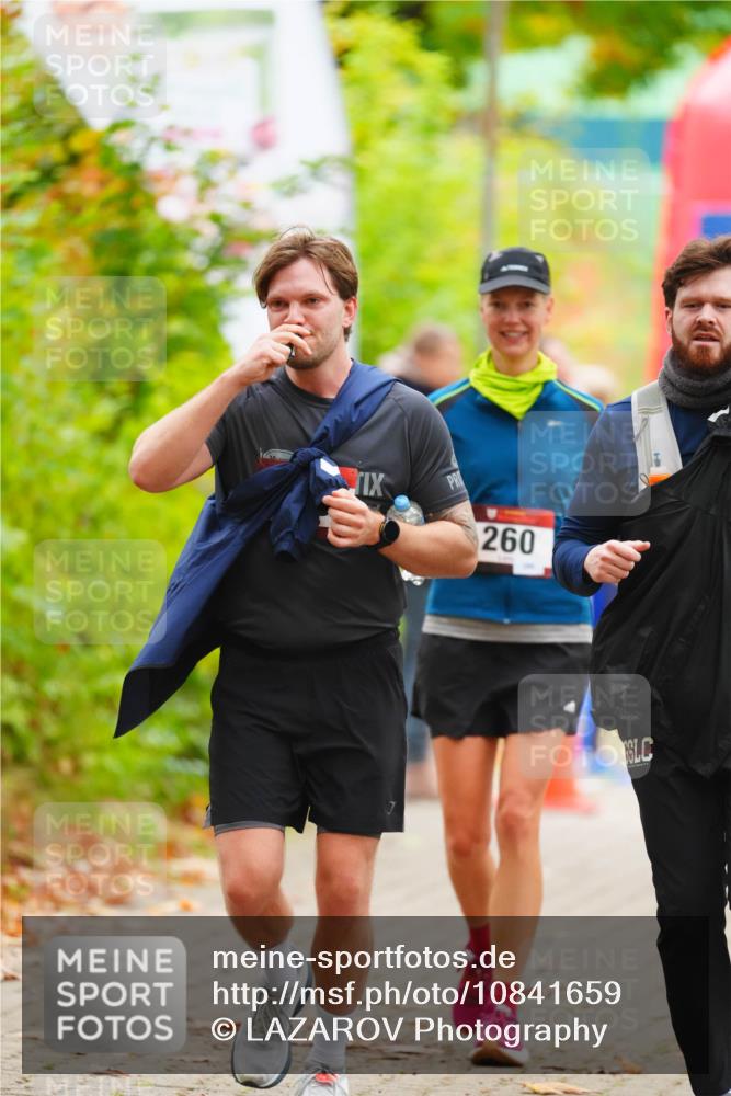 11.10.2026 - Bramfelder Halbmarathon 2026 LAZAROV Photography http://msf.ph/oto/10841659 11.10.2026 10:11:59 Laufen 260 meine-sportfotos.de
