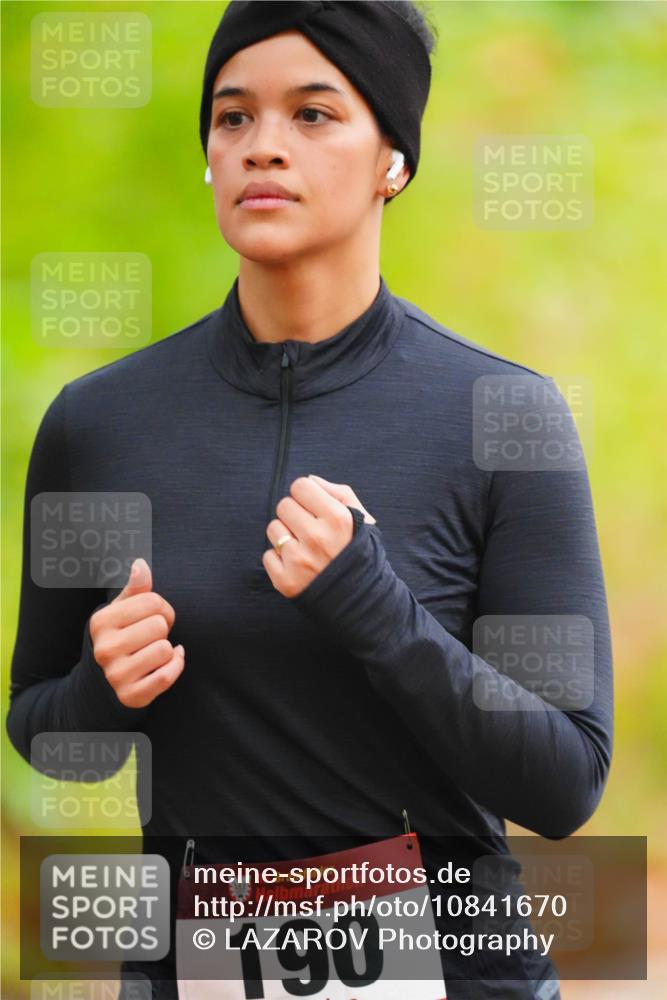 11.10.2026 - Bramfelder Halbmarathon 2026 LAZAROV Photography http://msf.ph/oto/10841670 11.10.2026 10:12:07 Laufen 35, 190 meine-sportfotos.de