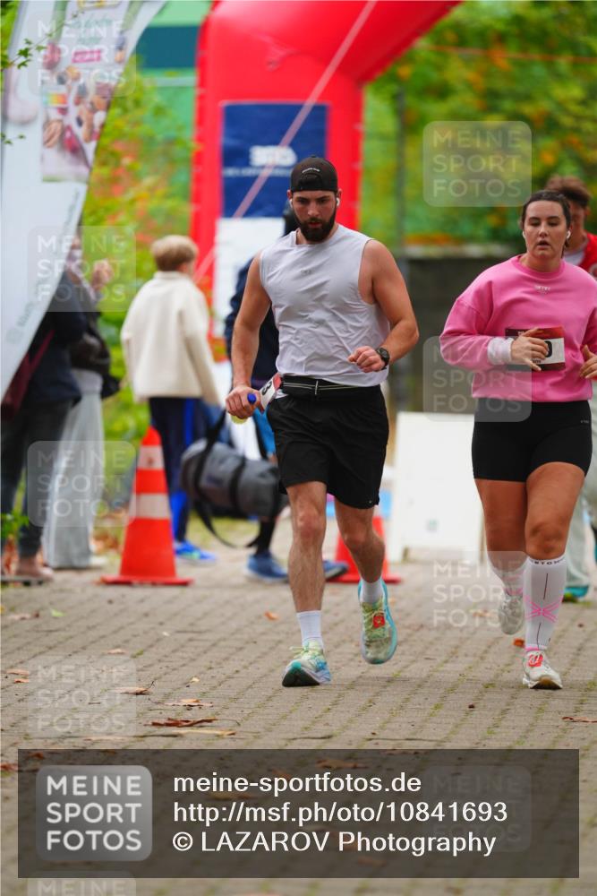 11.10.2026 - Bramfelder Halbmarathon 2026 LAZAROV Photography http://msf.ph/oto/10841693 11.10.2026 10:12:21 Laufen  meine-sportfotos.de